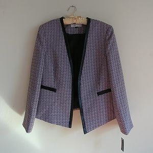 Gorgeous NWT purple tweed Tahari Blazer